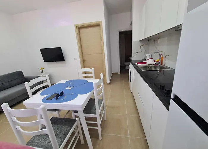 Saranda, As New-Relax-Calmapartment