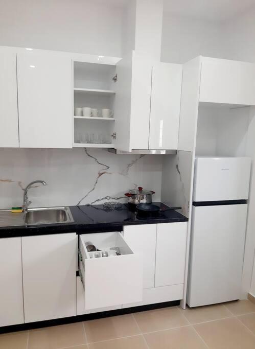 Saranda, As New-relax-calmapartment * Sarandë